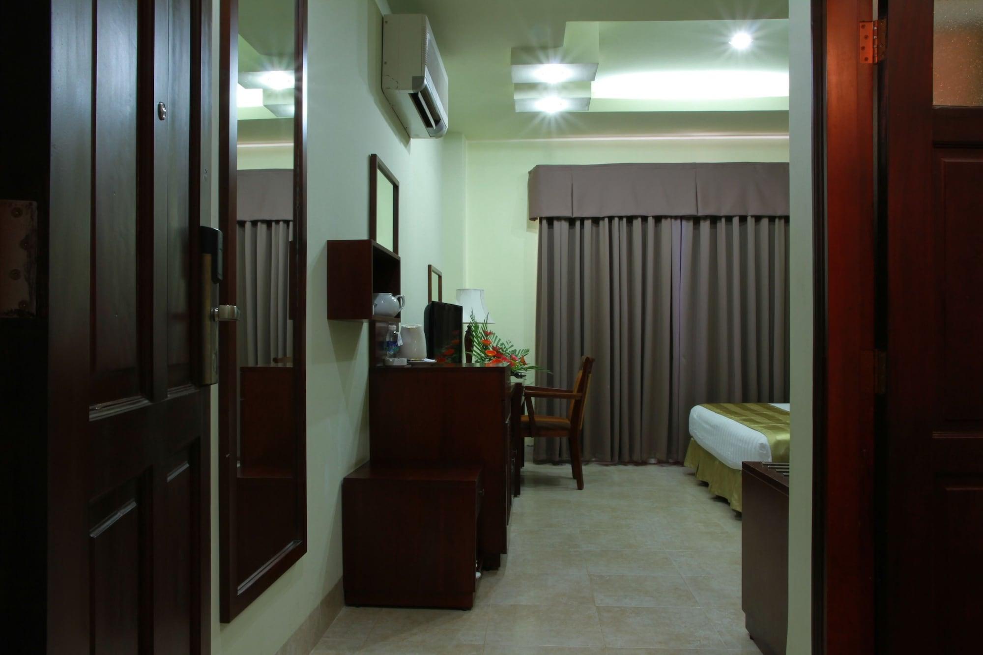 Dakruco Hotel Buon Ma Thuot Kültér fotó