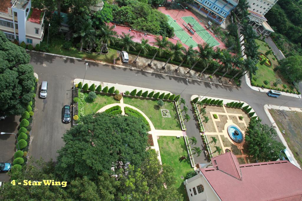 Dakruco Hotel Buon Ma Thuot Kültér fotó