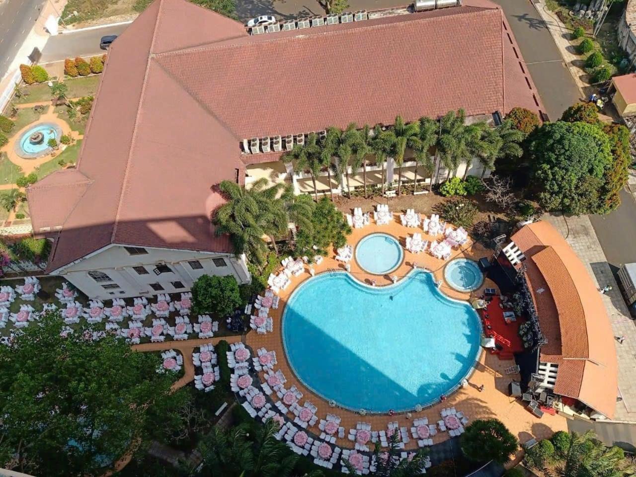 Dakruco Hotel Buon Ma Thuot Kültér fotó