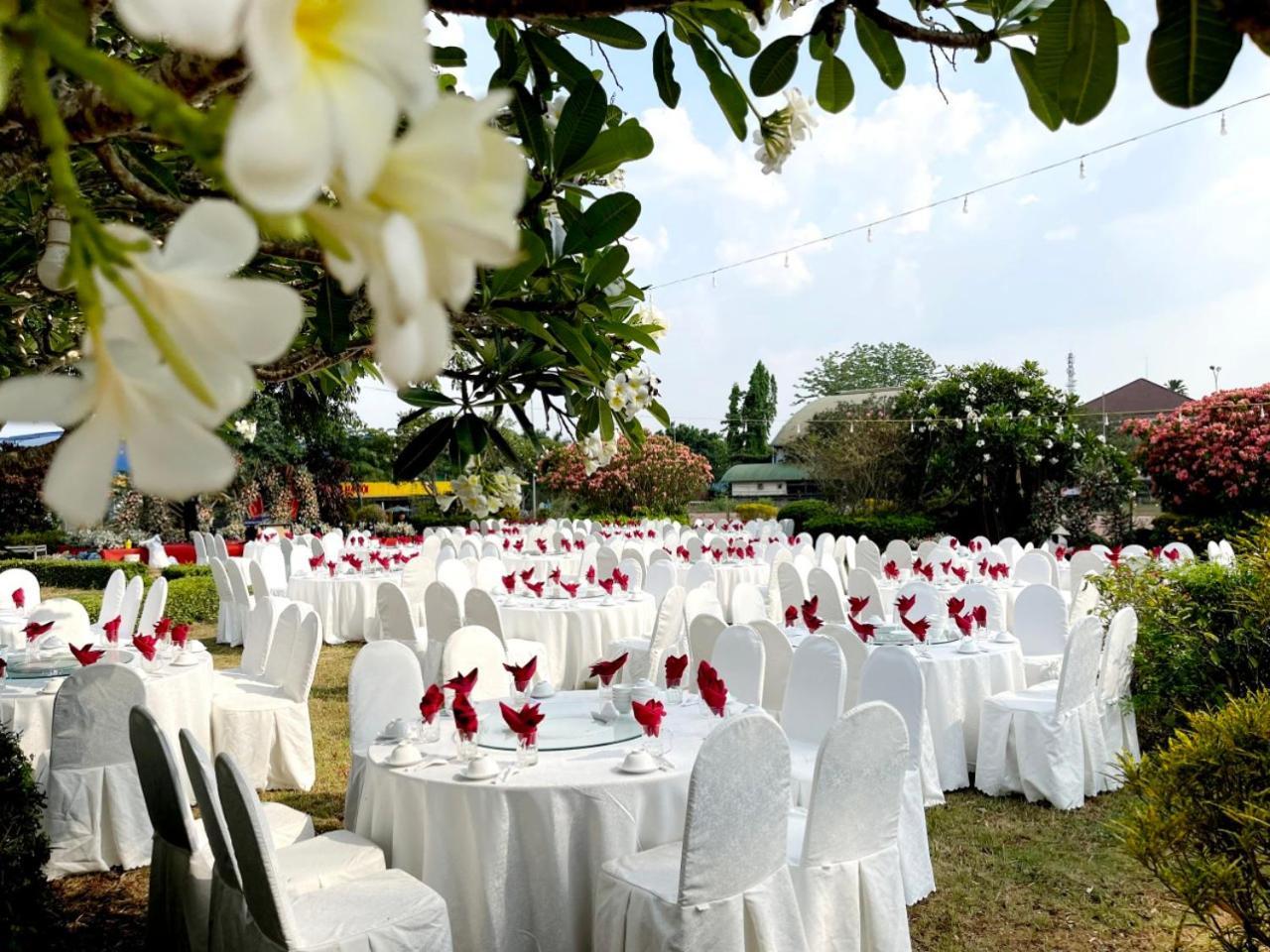Dakruco Hotel Buon Ma Thuot Kültér fotó