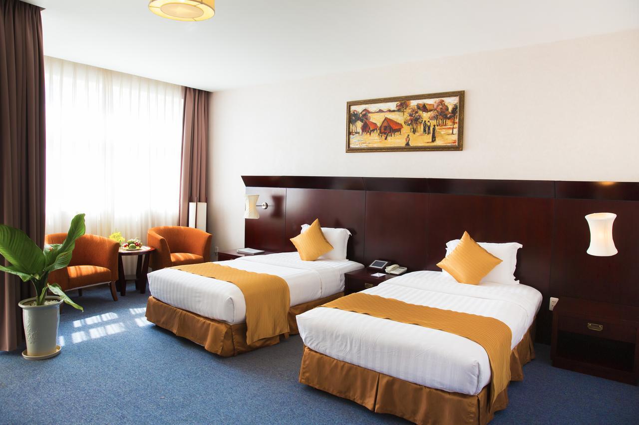 Dakruco Hotel Buon Ma Thuot Kültér fotó